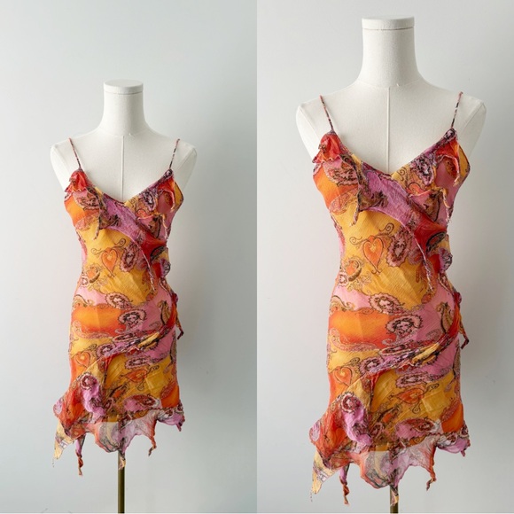 Dresses & Skirts - Vintage 100% silk ombre paisley asymmetrical dress